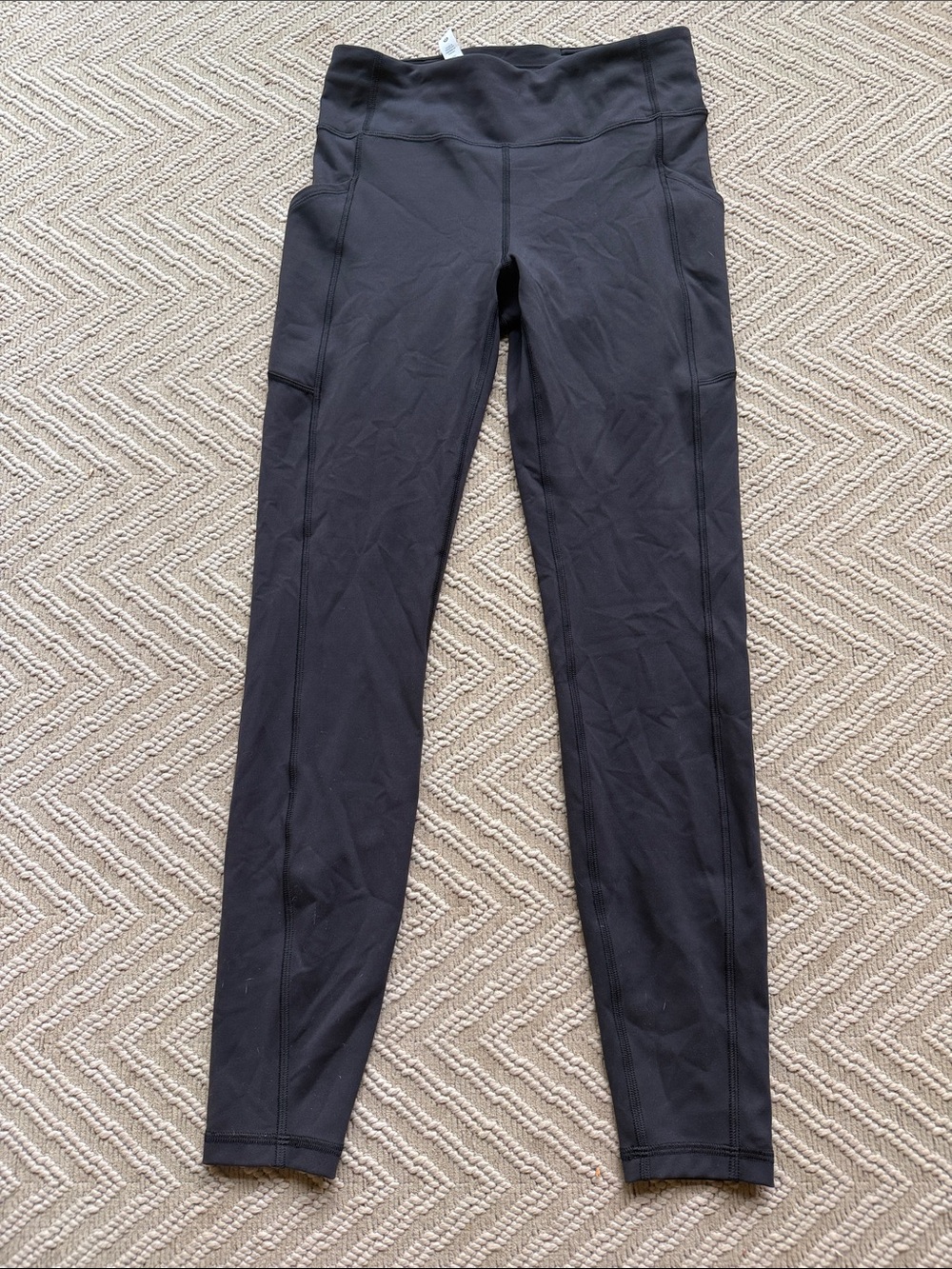 Lululemon Invigorate High-Rise Tight 28" size 8